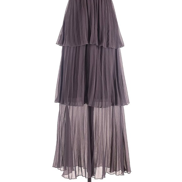 π₯SPECTACULARπ₯ Nordstrom Asos Soft Pleated Tiered Maxi Dress in Gray Lilac - Picture 7 of 10